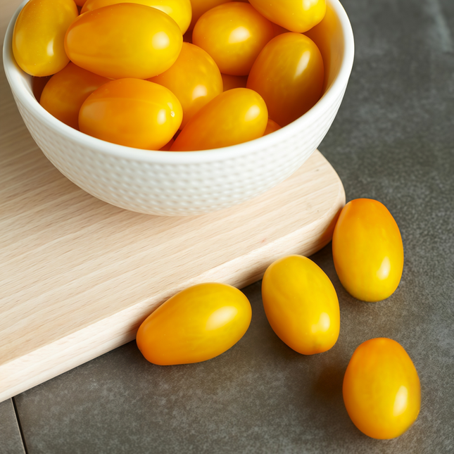 Solanum lycopersicum 'Yellow Cherry' Tomato Seeds